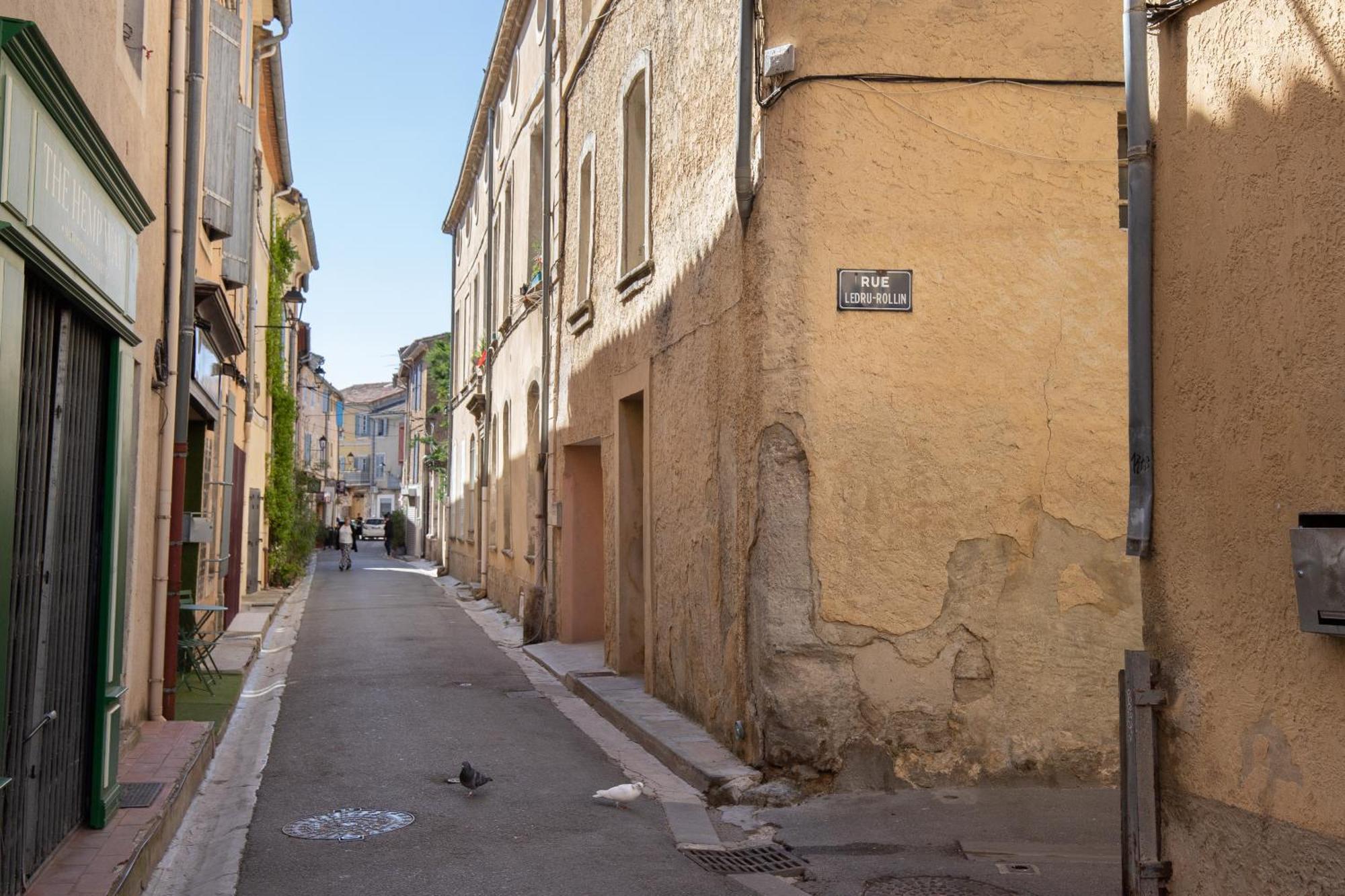 La Venise Provencale - Hypercentre - Wifi Apartment L'Isle-sur-la-Sorgue Ngoại thất bức ảnh